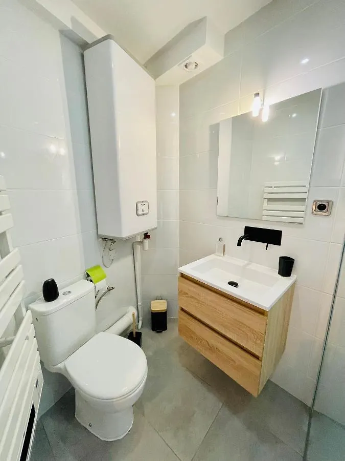 Chez Fifi - Studio 28M2 - Hyper Centre - Wifi Cassis 0*,