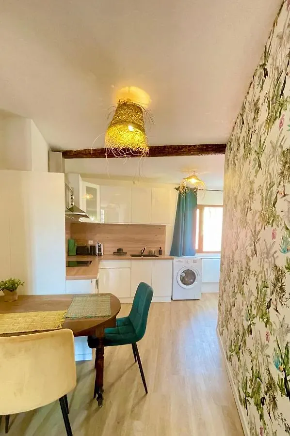 Apartment Chez Fifi - Studio 28M2 - Hyper Centre - Wifi Cassis France